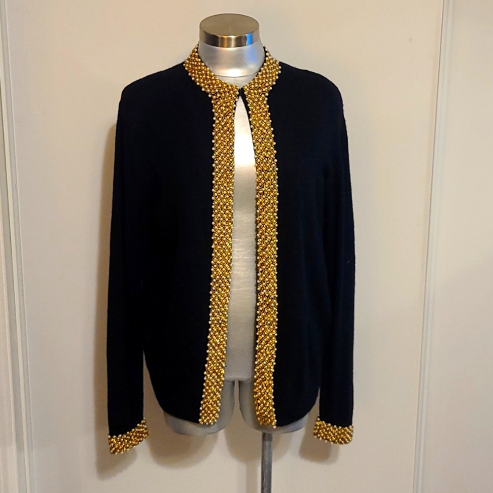 Vintage ZELL UCCI original beautiful Preal & gold sequins.